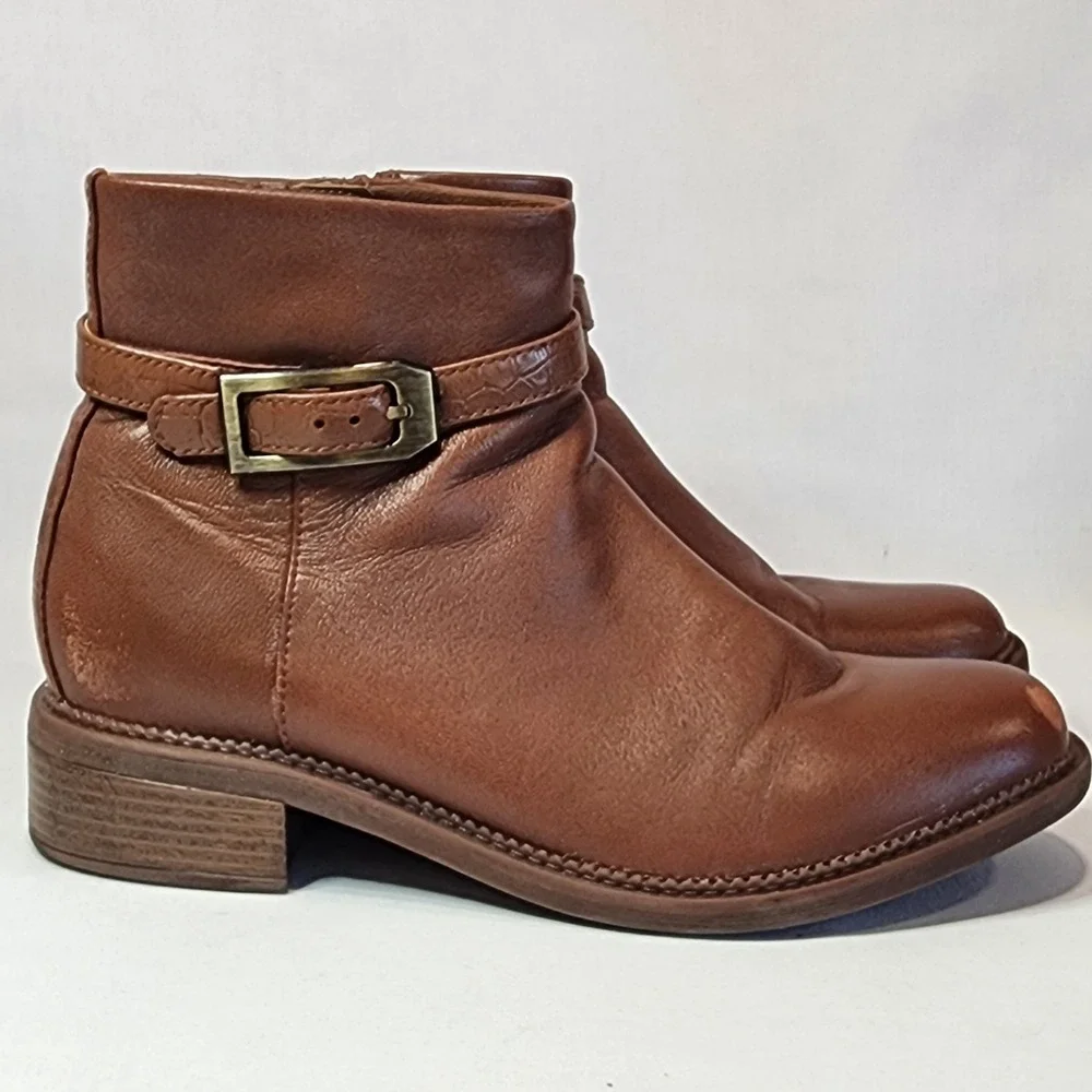Clarks‎ Collection Womens Tan Brown Leather Ankle Boots Buckle Zip 9.5 M